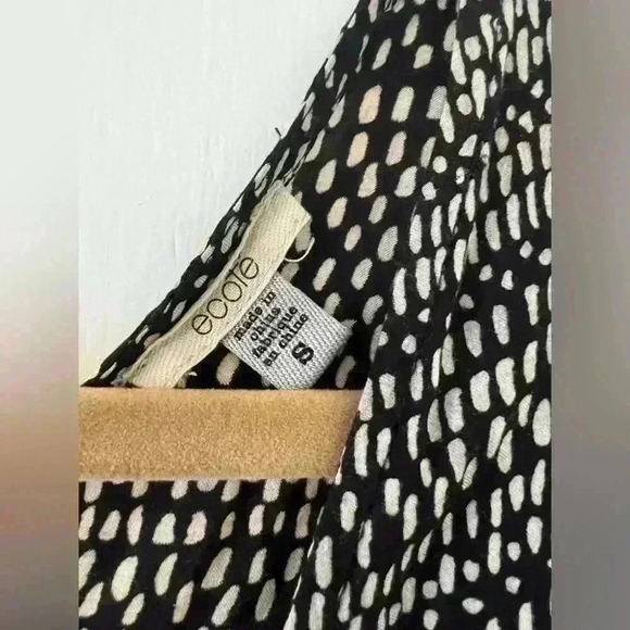 ECOTE Black White Printed Romper with Pockets Size S (F132) - Picture 4 of 8